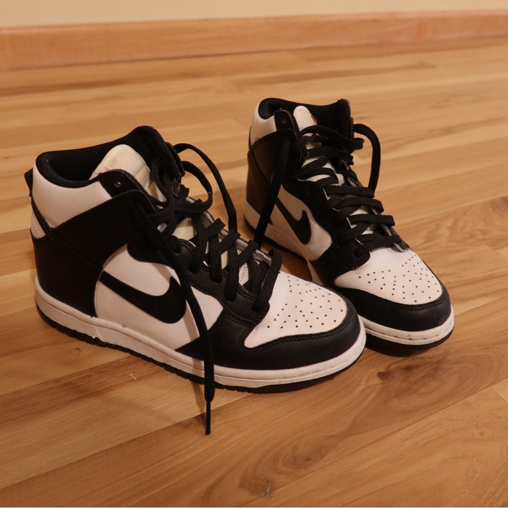 Nike high top dunks